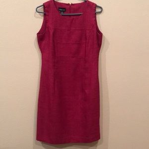 Sleeveless dress